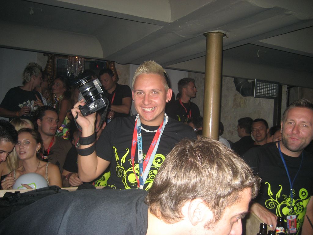 i/Kranj/Absolvent08/07-BlackWhiteParty/absolvent 1933.jpg